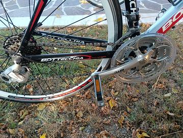 bicicletta trekking corsa