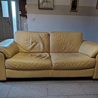 Divano in vera pelle