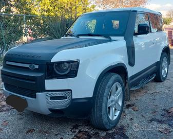 New Defender 90 SE MY23