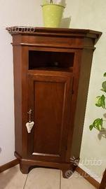 Angoliera arte povera