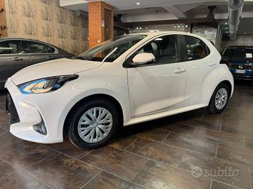 Toyota Yaris 1.0 5 porte Active