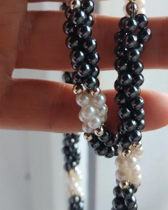 Collana e bracciale perline bianche e ematite nera