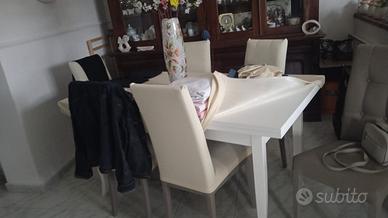 Tavolo da pranzo bianco moderno
