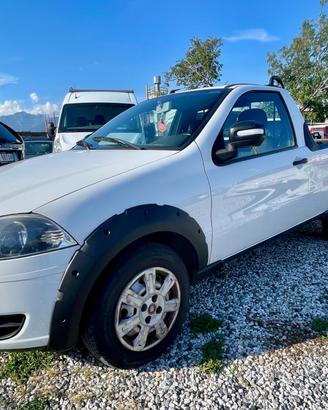 Fiat Strada 1.3 MJT 95CV Pick-up Trekking