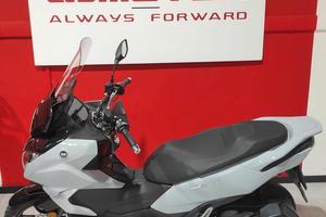 Qj Motor MTX 300 2025