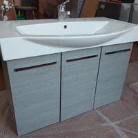 Mobile bagno con lavello