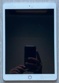 iPad 32 GB(7a Generazione)+Smart Keyboard+Cover