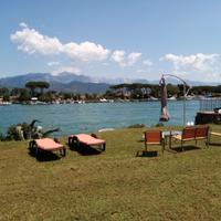 Sul fiume con posto barca e giardino 3 posti letto
