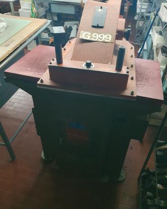 Macchine calzaturificio / Shoemaking machines
