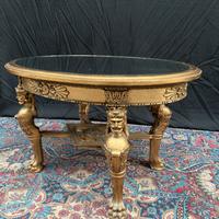 Tavolino in legno dorato