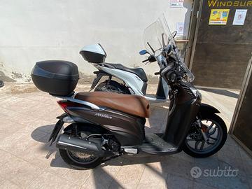 Kymco People One 125i