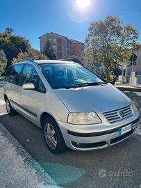 VOLKSWAGEN Sharan 1° serie - 2002