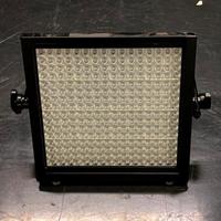 Litepanels Astra 1x1 con scheda Dmx