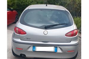 AUTOMOBILE ALFA ROMEO 147 1.9JTD