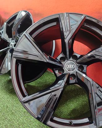 Cerchi Audi Q8 RSQ8 RS6 RS7 A8 E-TRON S 10x22 ET17