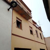 Palazzina indipendente ad Anela in Via Roma 116