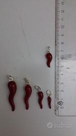 Portafortuna cornetti in argento smaltati