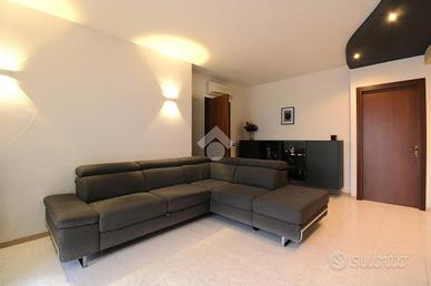 4 LOCALI A MONTECCHIO MAGGIORE