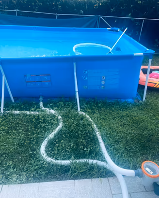 Piscina fuoriterra + motore+ accessori