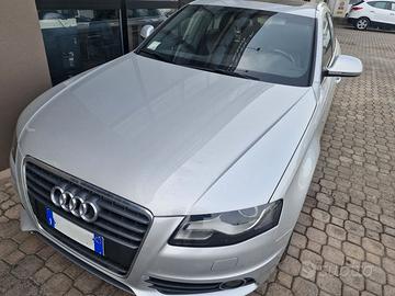 Audi A4 Avant 2.0 TDI 143 CV S line AUTOMATICA