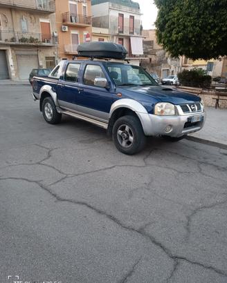 Nissan D22 pick up navara