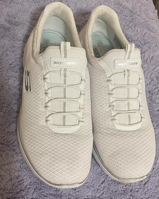Skechers Wide Fit