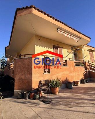 Villa di 197 m² con 4 locali e box auto doppio a M