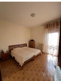 Camera due letti e armadio