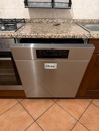 cucina lineare a muro