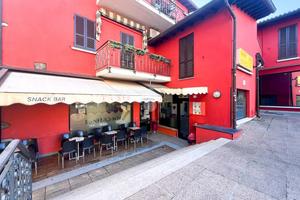 NEGOZIO A DESENZANO DEL GARDA