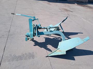 Aratro Nardi monovomere reversibile DAP28