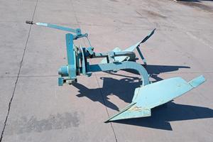 Aratro Nardi monovomere reversibile DAP28