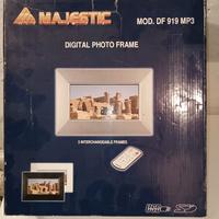 Cornice digitale Majestic