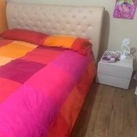 Camera da letto matrimoniale in venduta in buono