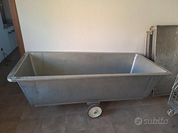 VASCHE CON RUOTE 