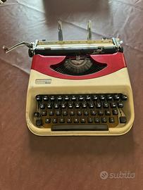 MACCHINA DA SCRIVERE PORTATILE ANNI 60’