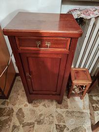 comodino in arte povera