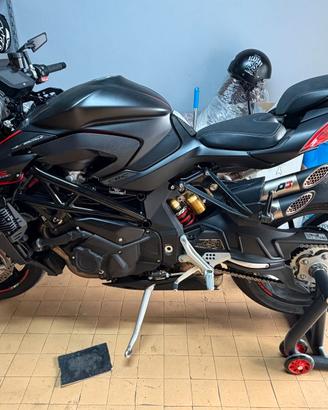 MV AGUSTA BRUTALE 1000 RS