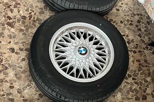 Cerchi in lega BMW da 15 completi di gomme