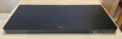 Soundbar LG con subwoofer integrato Bluetooth