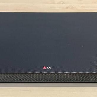 Soundbar LG con subwoofer integrato Bluetooth