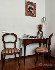 tavolin con cassetto e 2 sedie stile Luigi Filippo