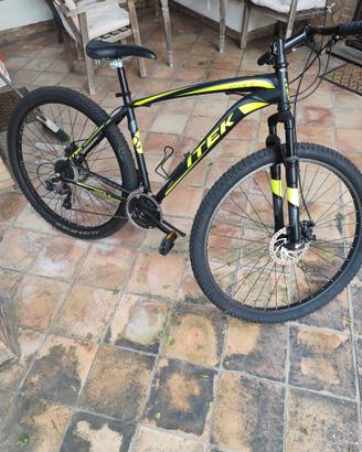 Bicicletta 29 itek nuova mai usata
