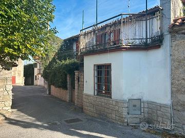 Santa croce nel borgo storico