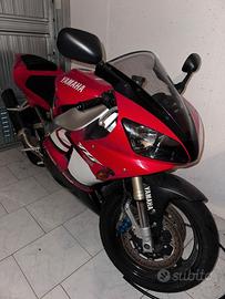 Yamaha R1 prima serie 2003 versione Limitata