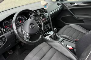 splendida  VOLKSWAGEN  GOLF 7 HIGHLINE