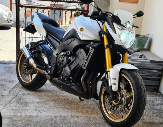 Yamaha fz8