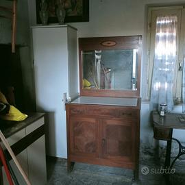 Credenza da bagno antica con specchio - Arredamento e Casalinghi In vendita  a Ancona