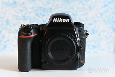 Nikon D750 con soli 2000 scatti