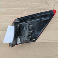 Stop posteriore sinistro esterno nissan qashqai j